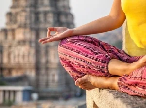 India-yoga-300x223.jpg