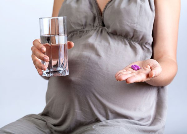 folic-acid-and-b12.jpg
