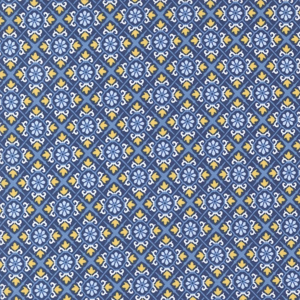 Amour in Blue and Gold