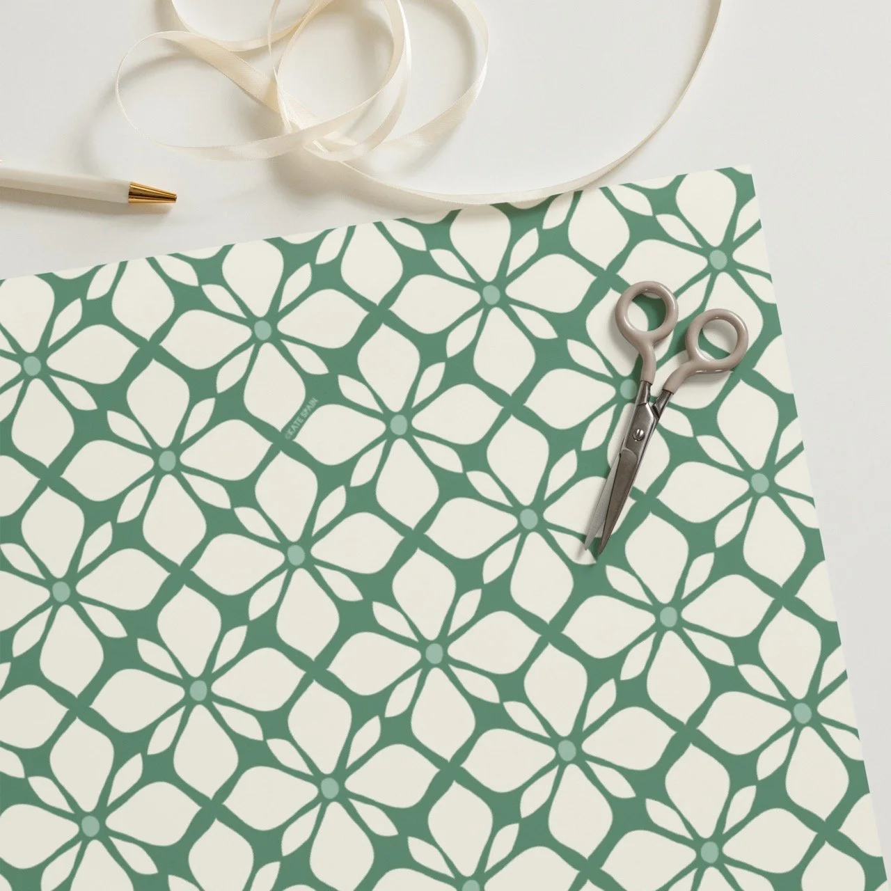 3FT-Fleur-wrapping-paper-roll.jpeg