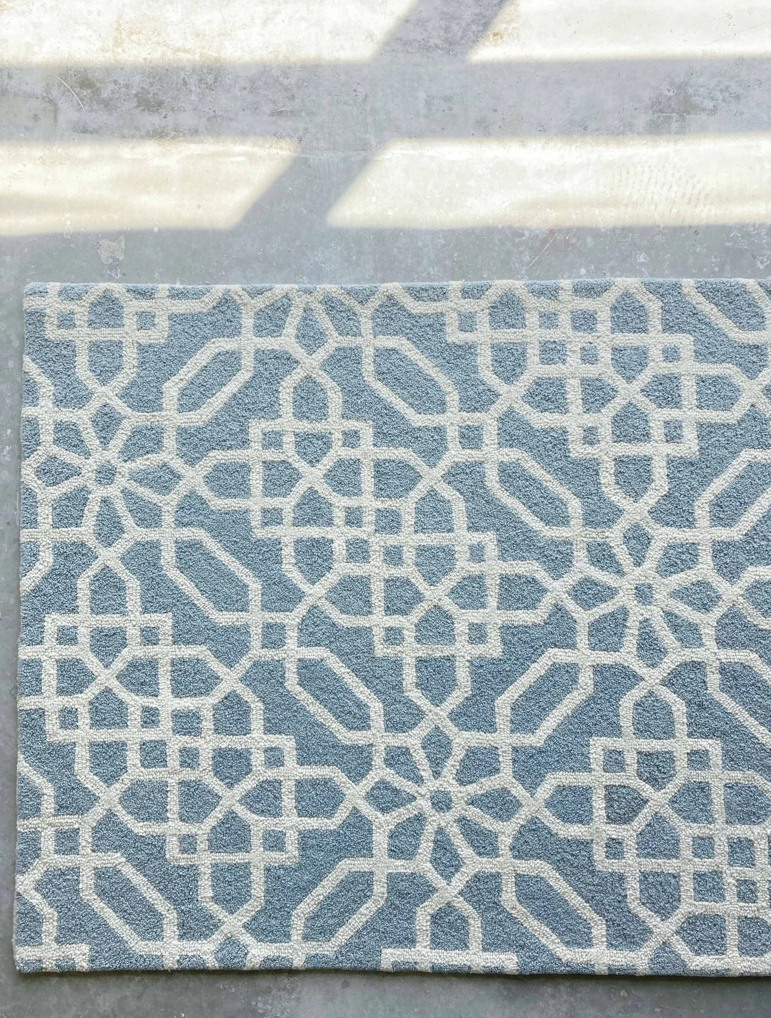 Atrium_Rug_SteeplpointeLO.jpg.webp