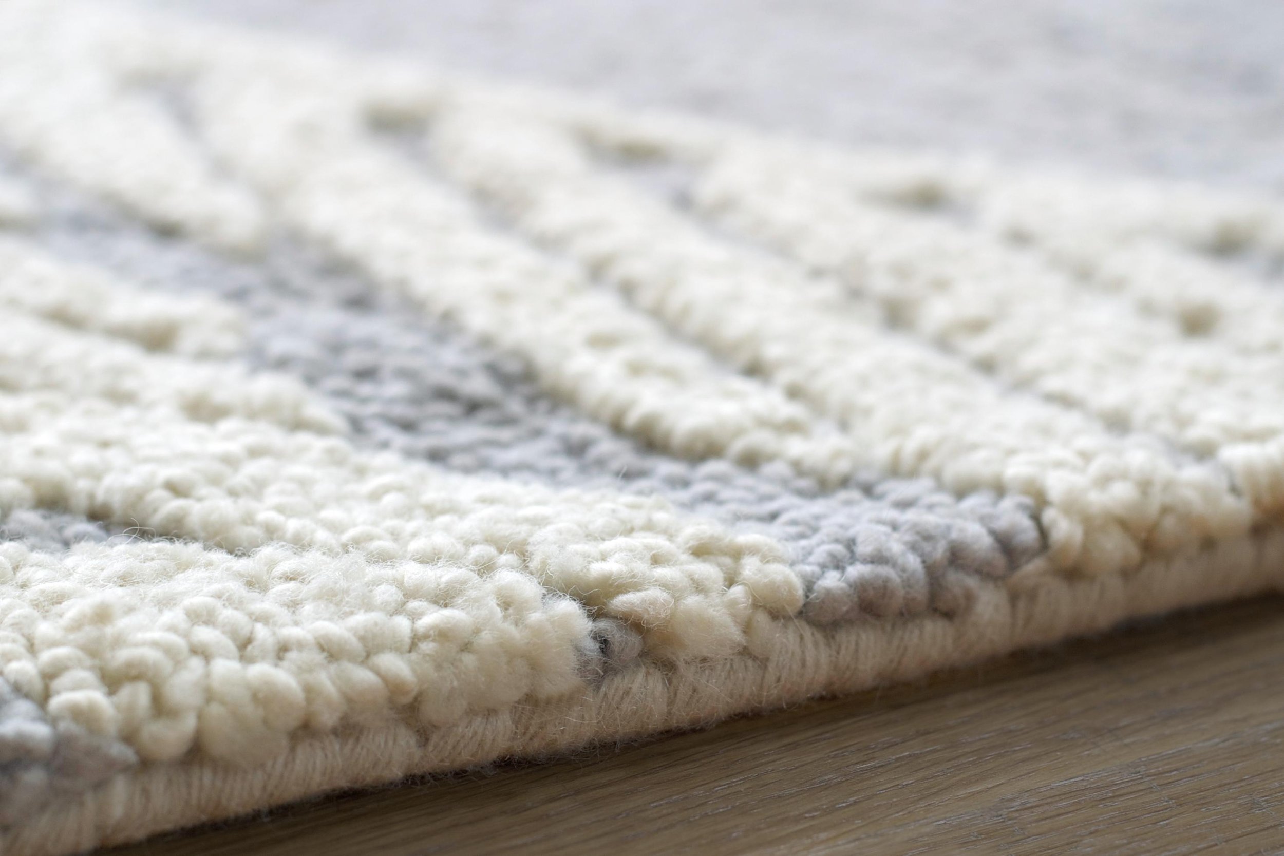 ehh_grey-leaf-rug-thickness-sq.jpg