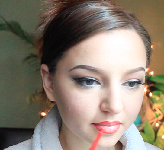 Step 11) Outline the lips with a red lip liner