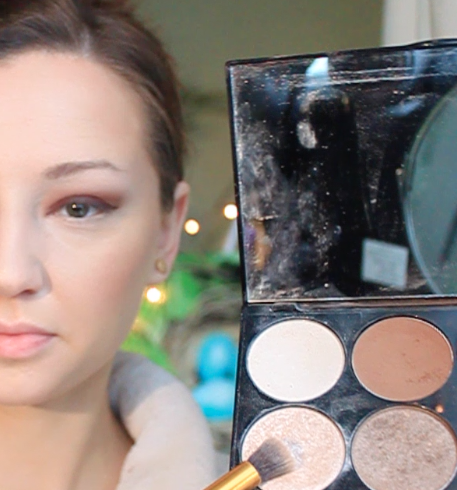 Step 6) Apply a white or champagne shimmery shadow to the brow bone