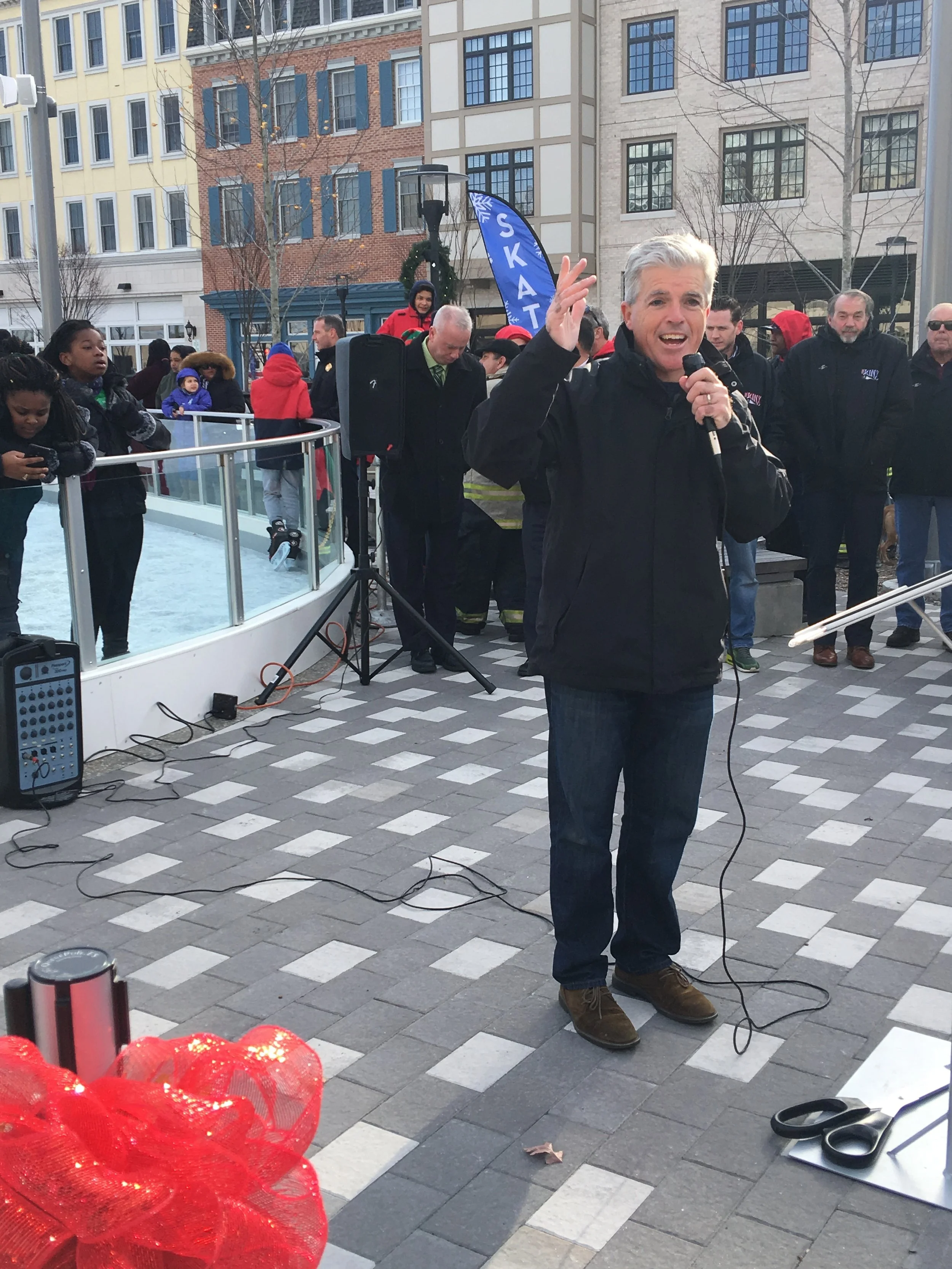 Opening Ceremony at the Rinx at the Wyandanch Plaza and watched as Suffolk County Executive, Steve Bellone cut the ribbon