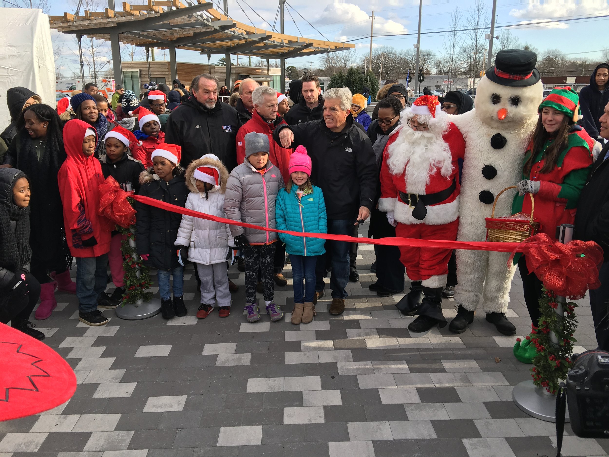 Opening Ceremony at the Rinx at the Wyandanch Plaza and watched as Suffolk County Executive, Steve Bellone cut the ribbon