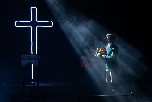   PROPS COORDINATOR   MANHATTAN SCHOOL OF MUSIC, RIVERSIDE THEATRE  SPRING AWAKENING  PHOTO BY: BRAIN HATTON 