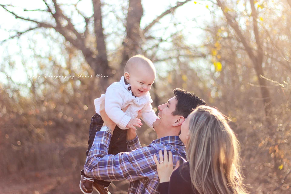 Arbor Hills Nature Preserve, Plano Texas,Family Session with one year old.