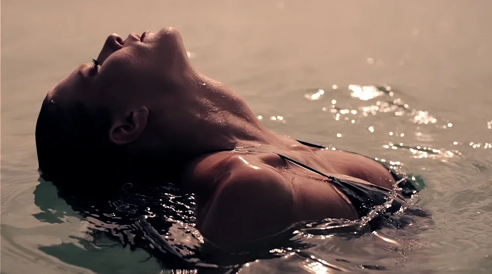 Black Design Water Screen grab.jpg