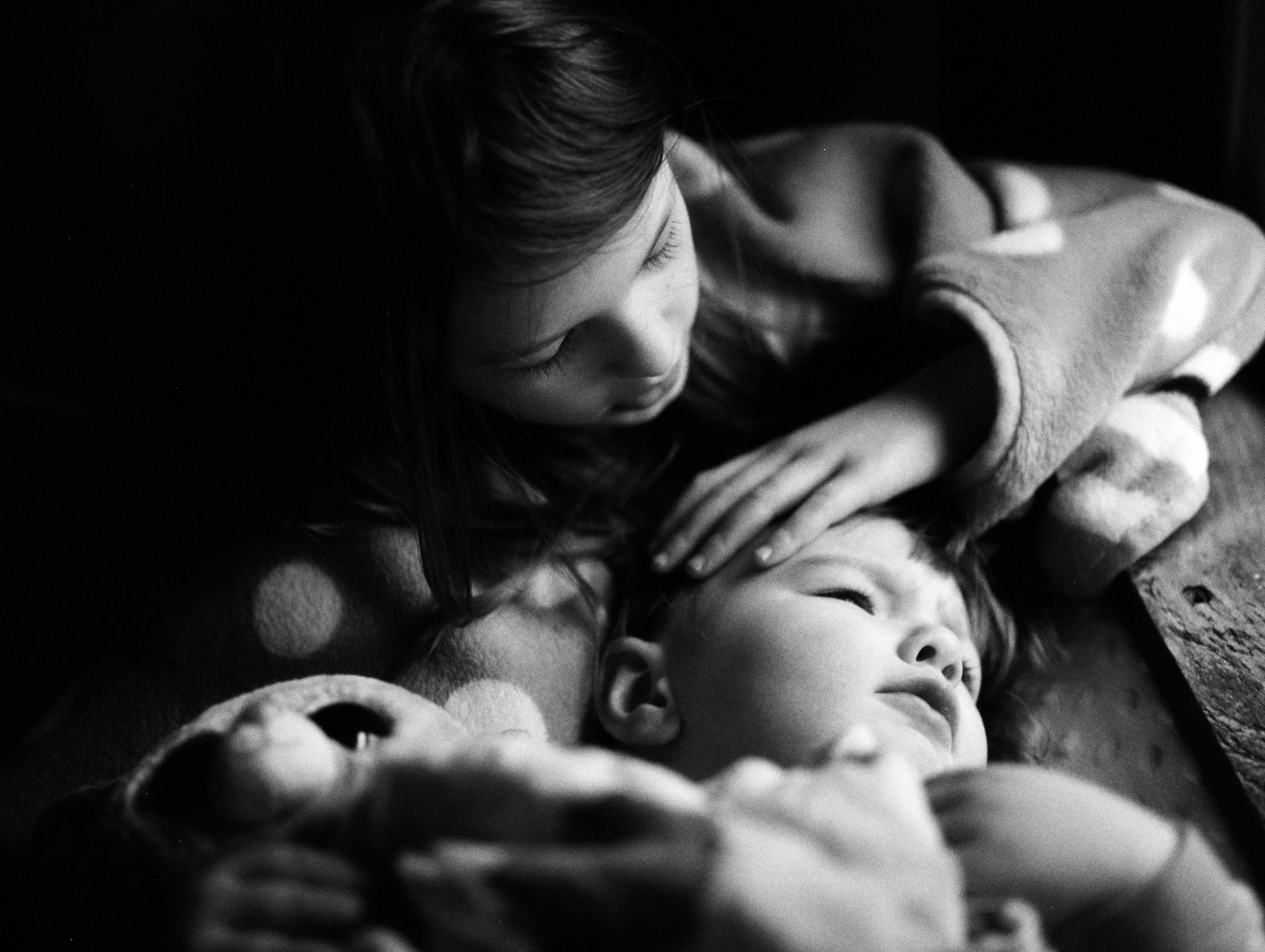 Sisters (645n :: Ilford 3200 @ 1600) 10/366