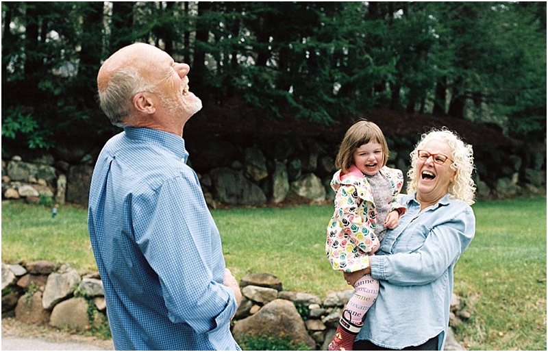 Belly Laughs (Nikon FM2 :: Fuji 200c) 124/366