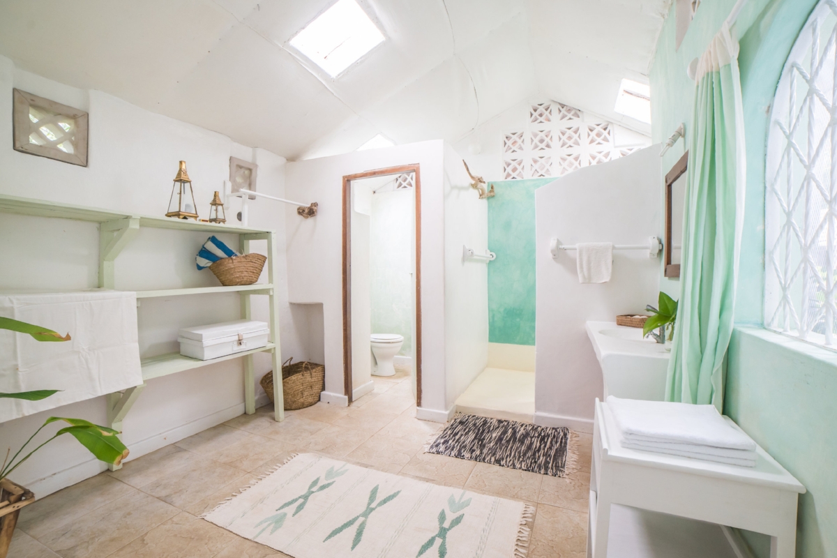 03-Torch_ensuite.jpg