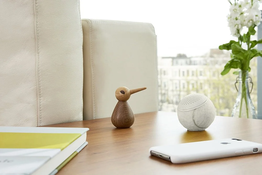 Off White hearO Product Image 4.jpeg