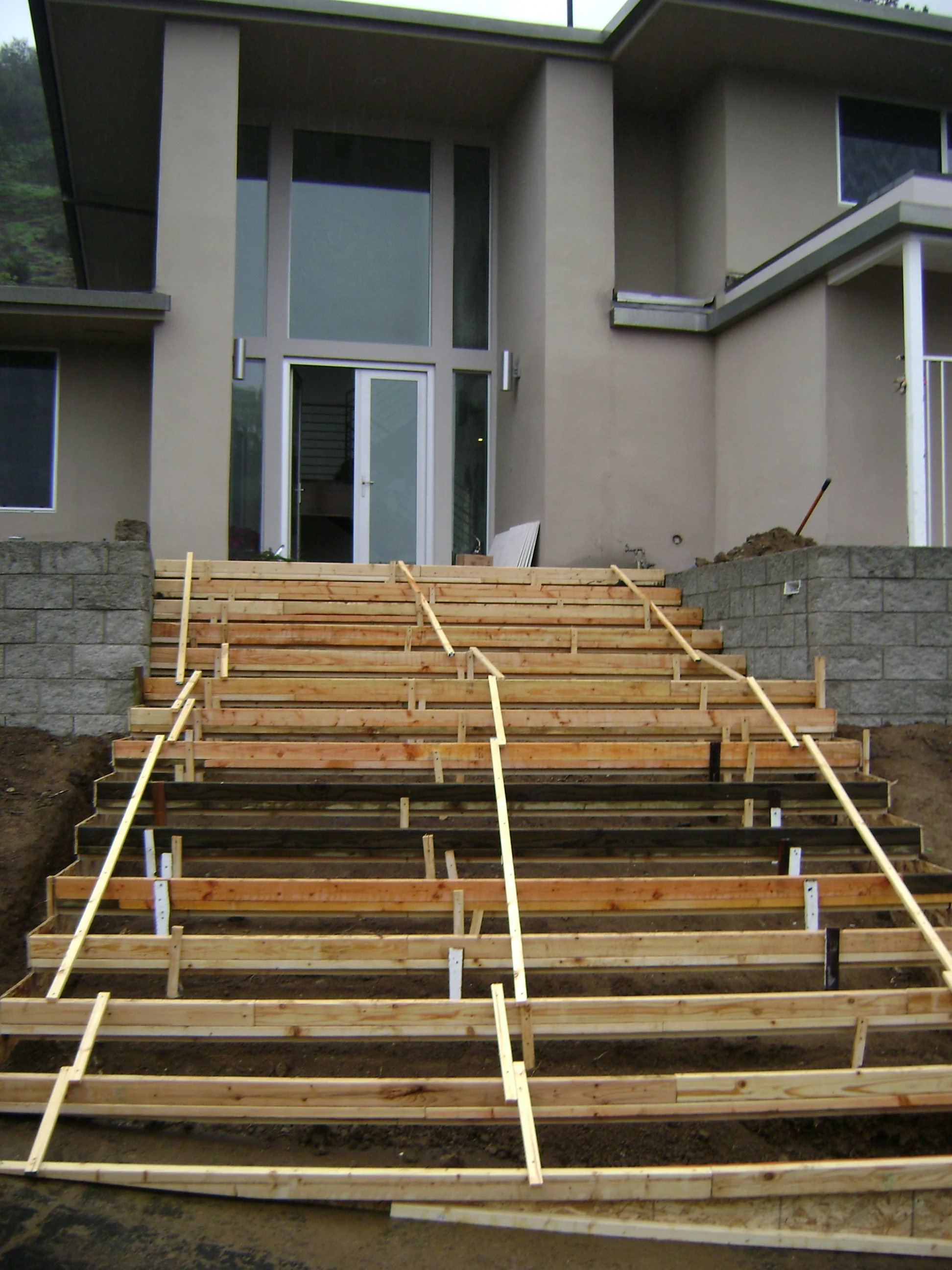 Wrightwood Grand Entry Construction.JPG