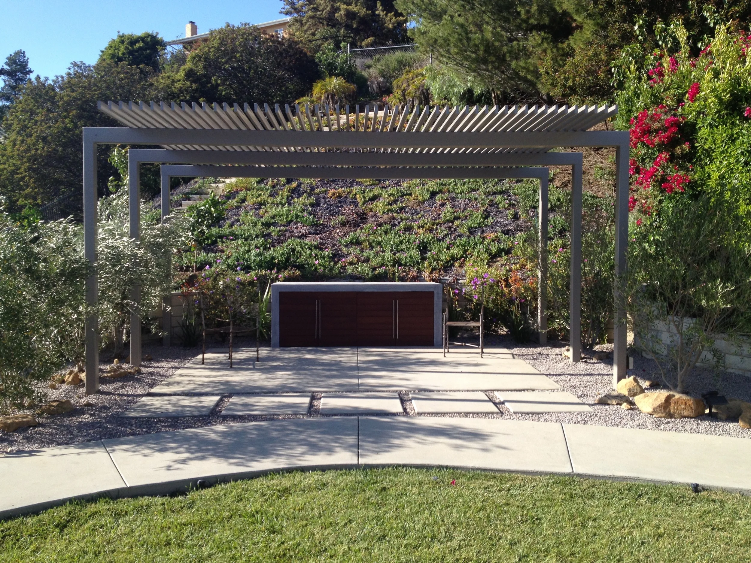 SHADE STRUCTURE OVER DINING AREA