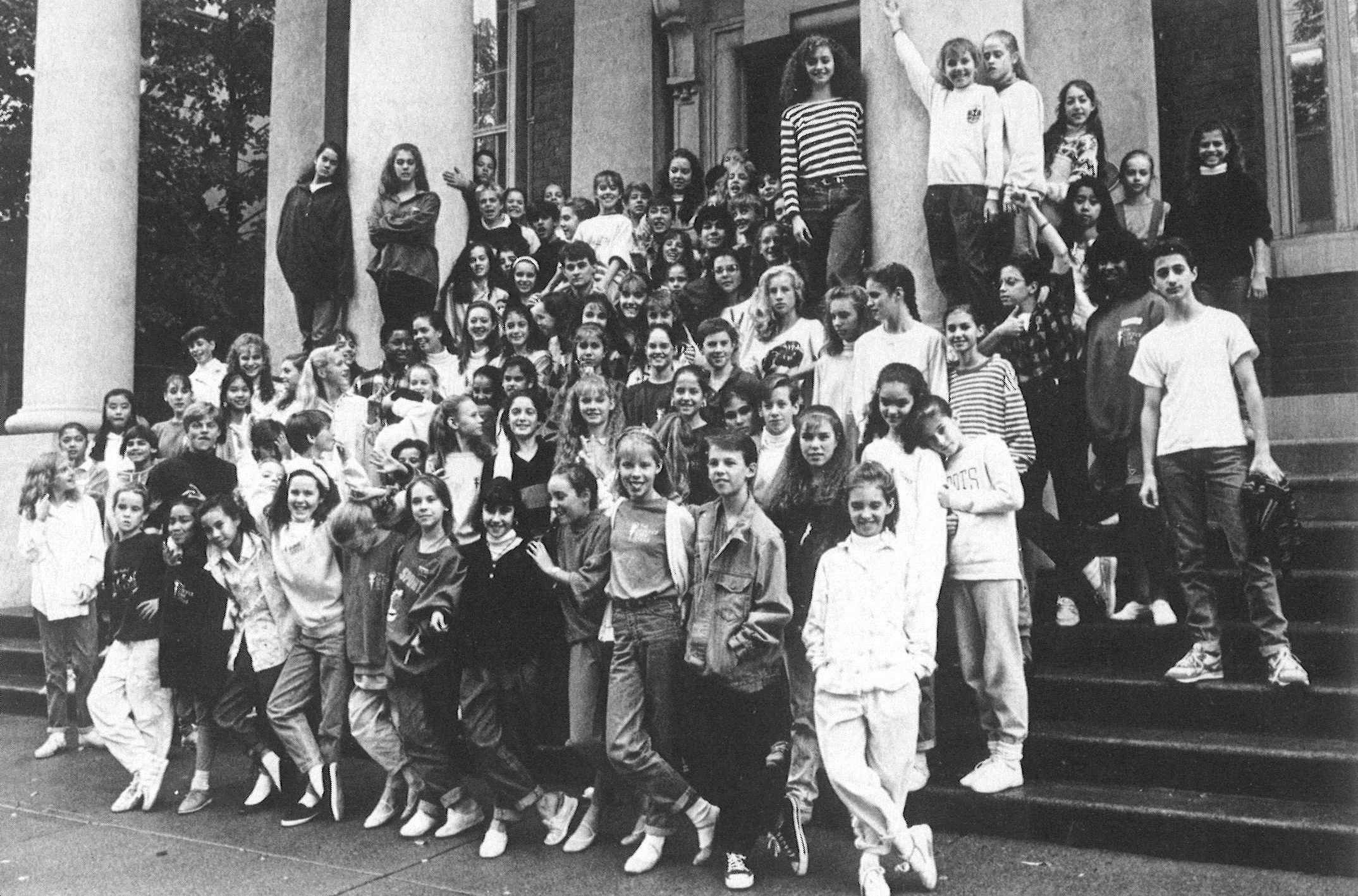 NBS students on the front steps of 111 Maitland Street in 1987/88.