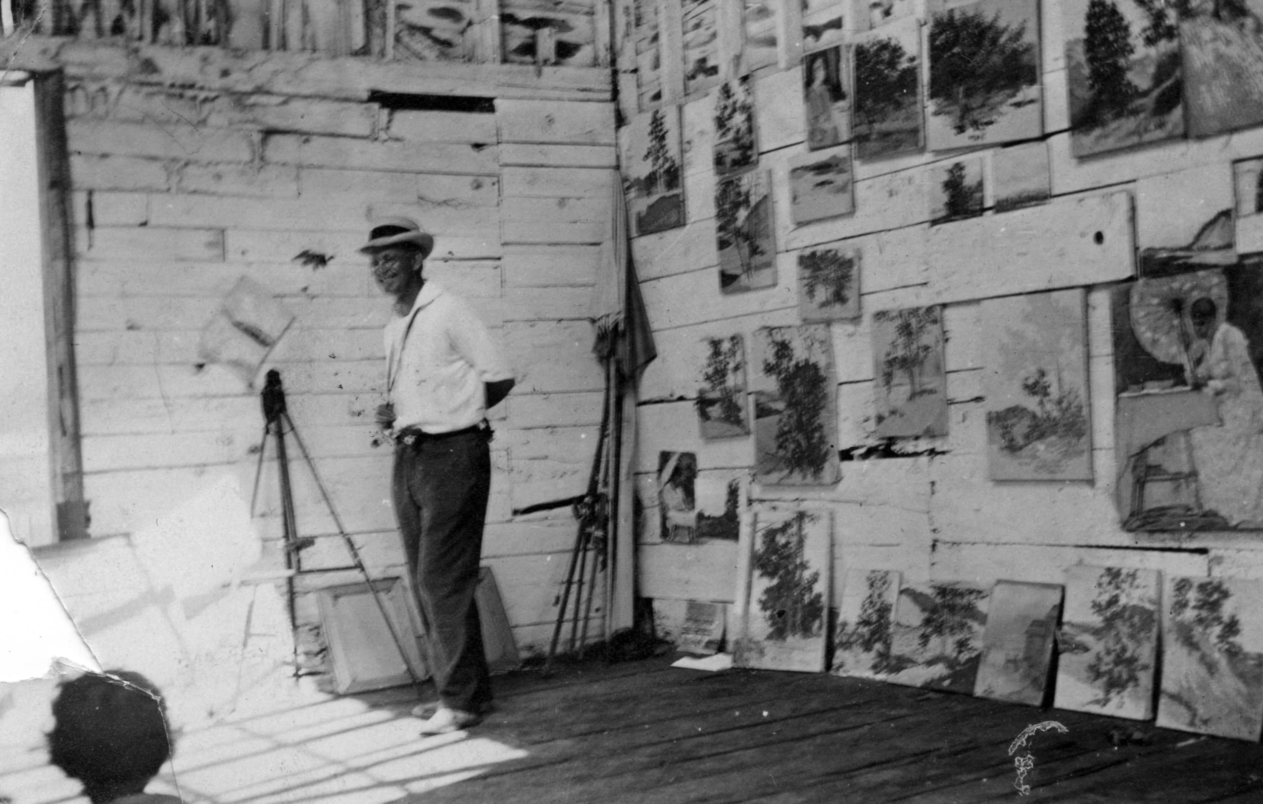 Critique, 1920's click to enlarge