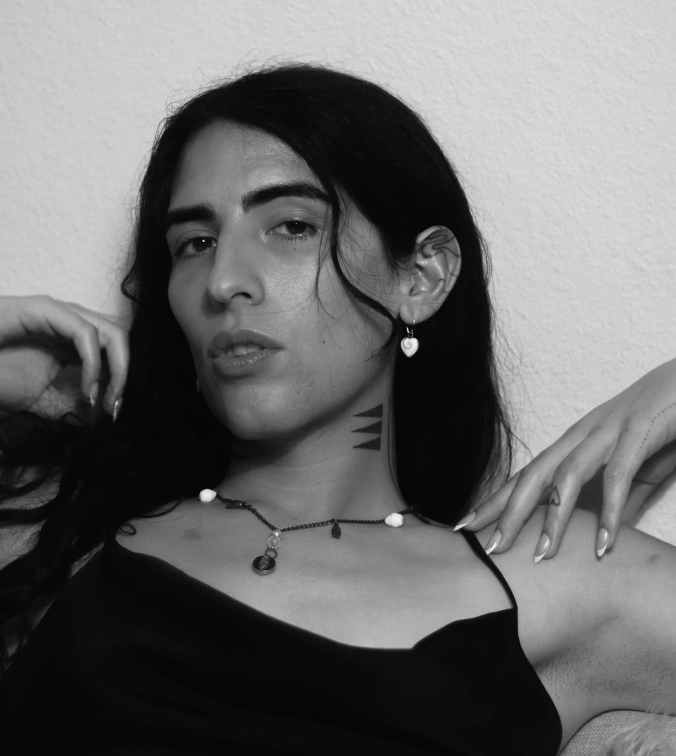 luna-headshot - Luna Vela.jpg