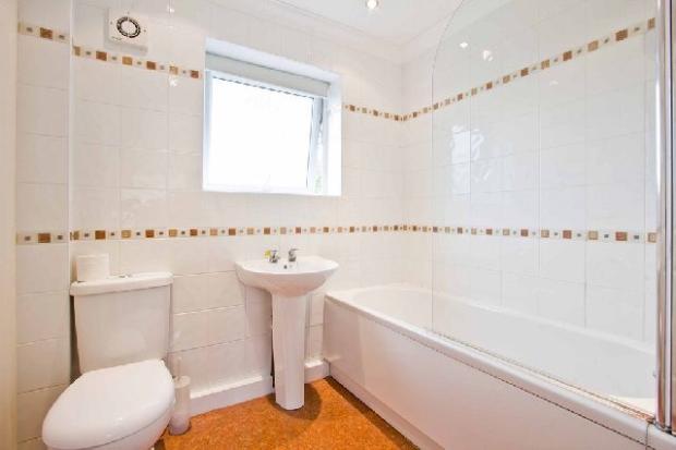 VillaBathroom.jpg