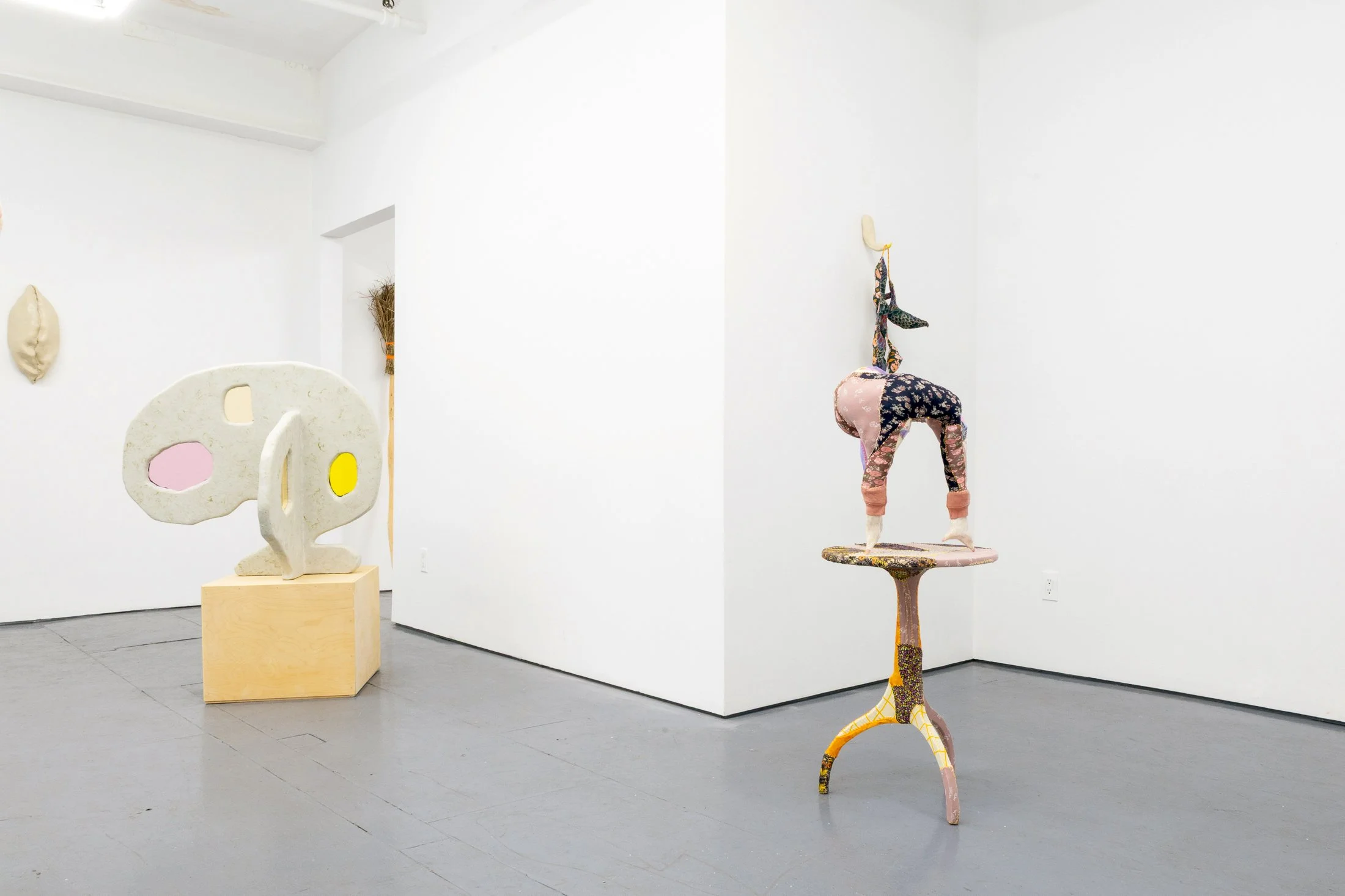  Installation of  "Do I know you from somewhere? ALISON KUDLOW - SUSAN MEYER - HANNA WASHBURN - SE YOUNG YIM," July 18–August 16, 2026. Photo by Carl Gunhouse. 