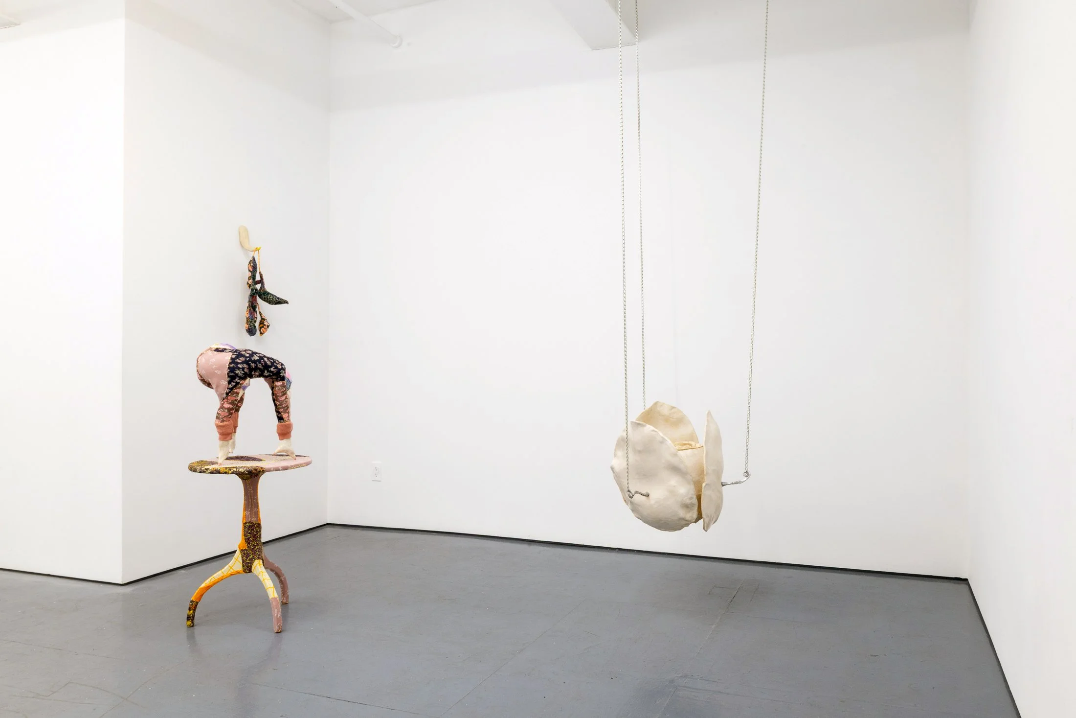  Installation of  "Do I know you from somewhere? ALISON KUDLOW - SUSAN MEYER - HANNA WASHBURN - SE YOUNG YIM," July 18–August 16, 2026. Photo by Carl Gunhouse. 