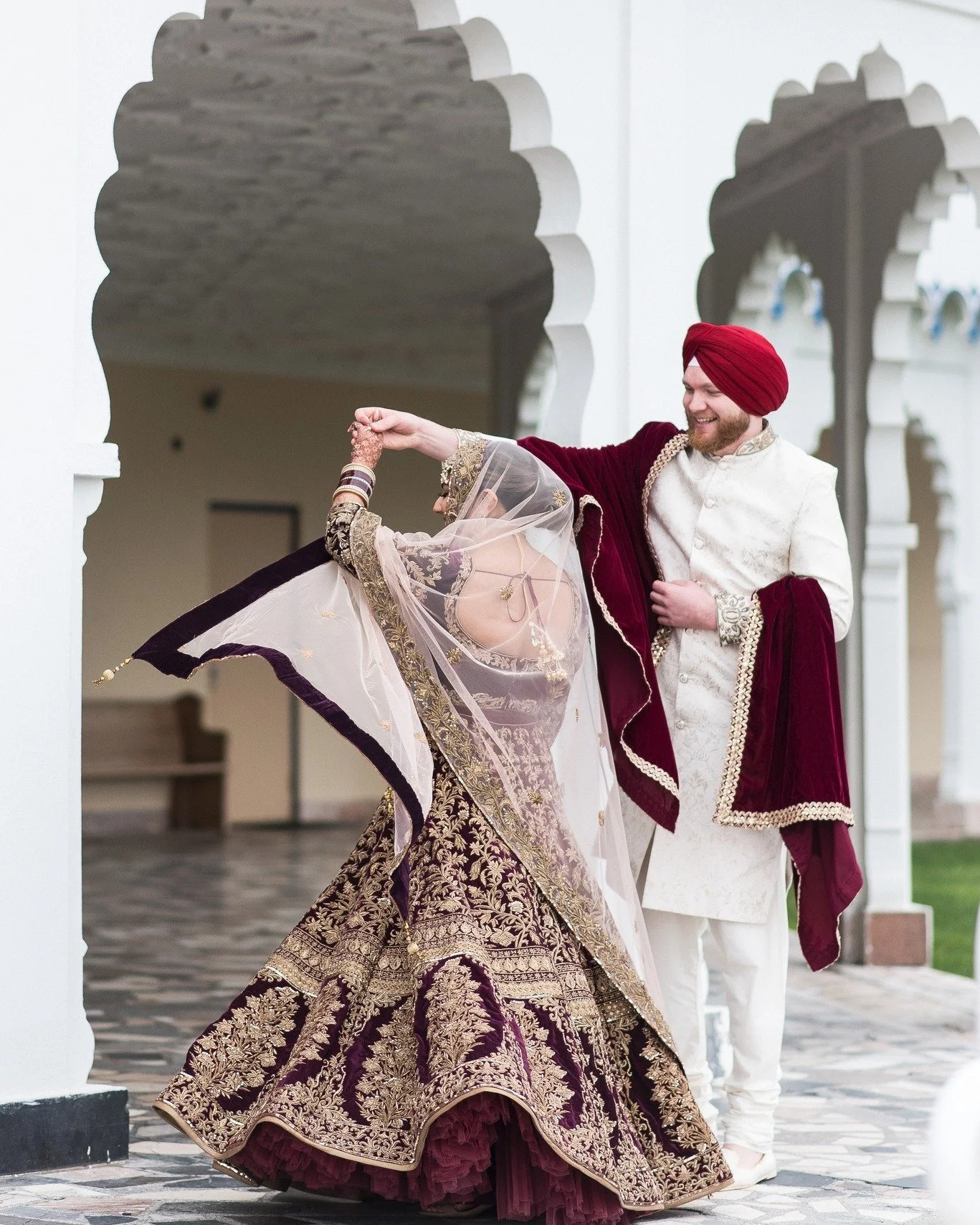 All smiles from Joan and Jonathan on their wedding day! I loved capturing all the special moments as they tied the knot and later celebrated with a reception in Whistler... 💍✨