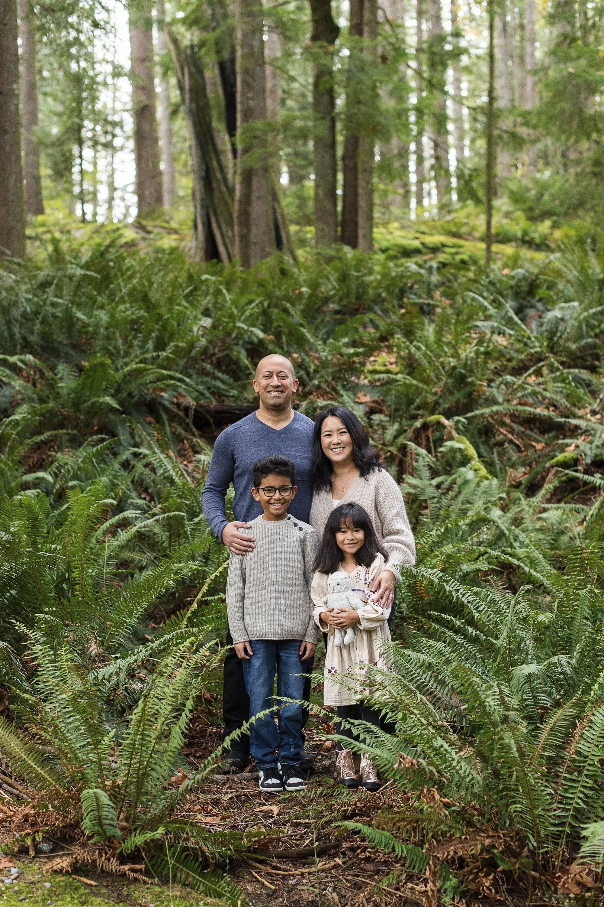 South Surrey Photographer Family Mini Sessions_0073.jpg (Copy) (Copy)