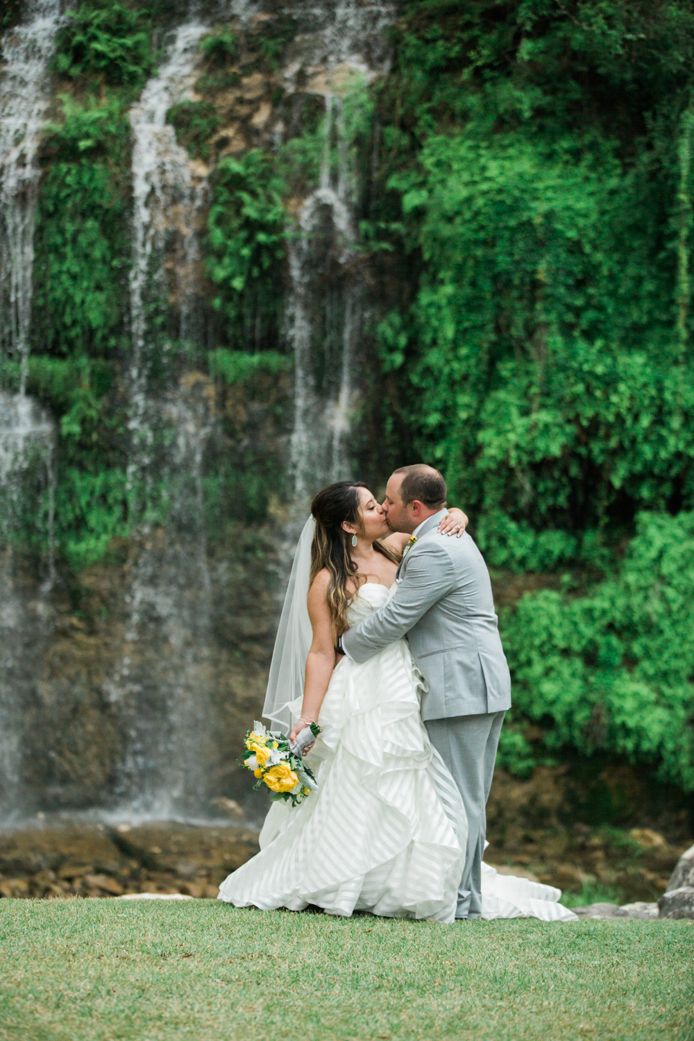 first kiss - wedding photographers