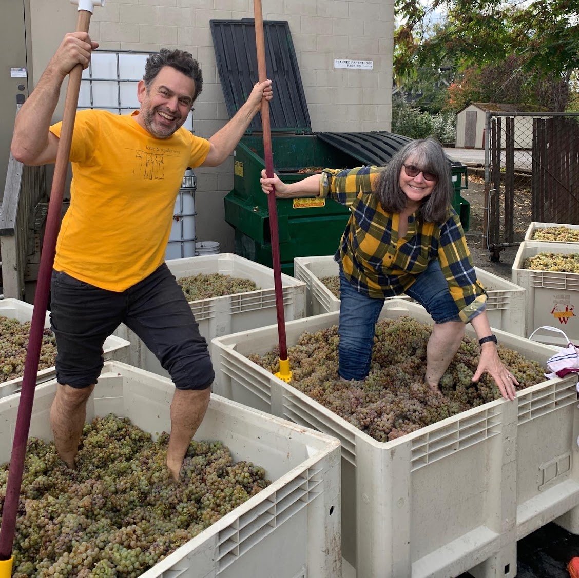 Matt_LUCY_harvest2021.jpg