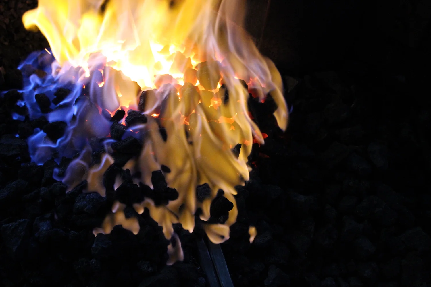 Book Review:   “The Blacksmith’s Project Book” By Antonello Rizzo