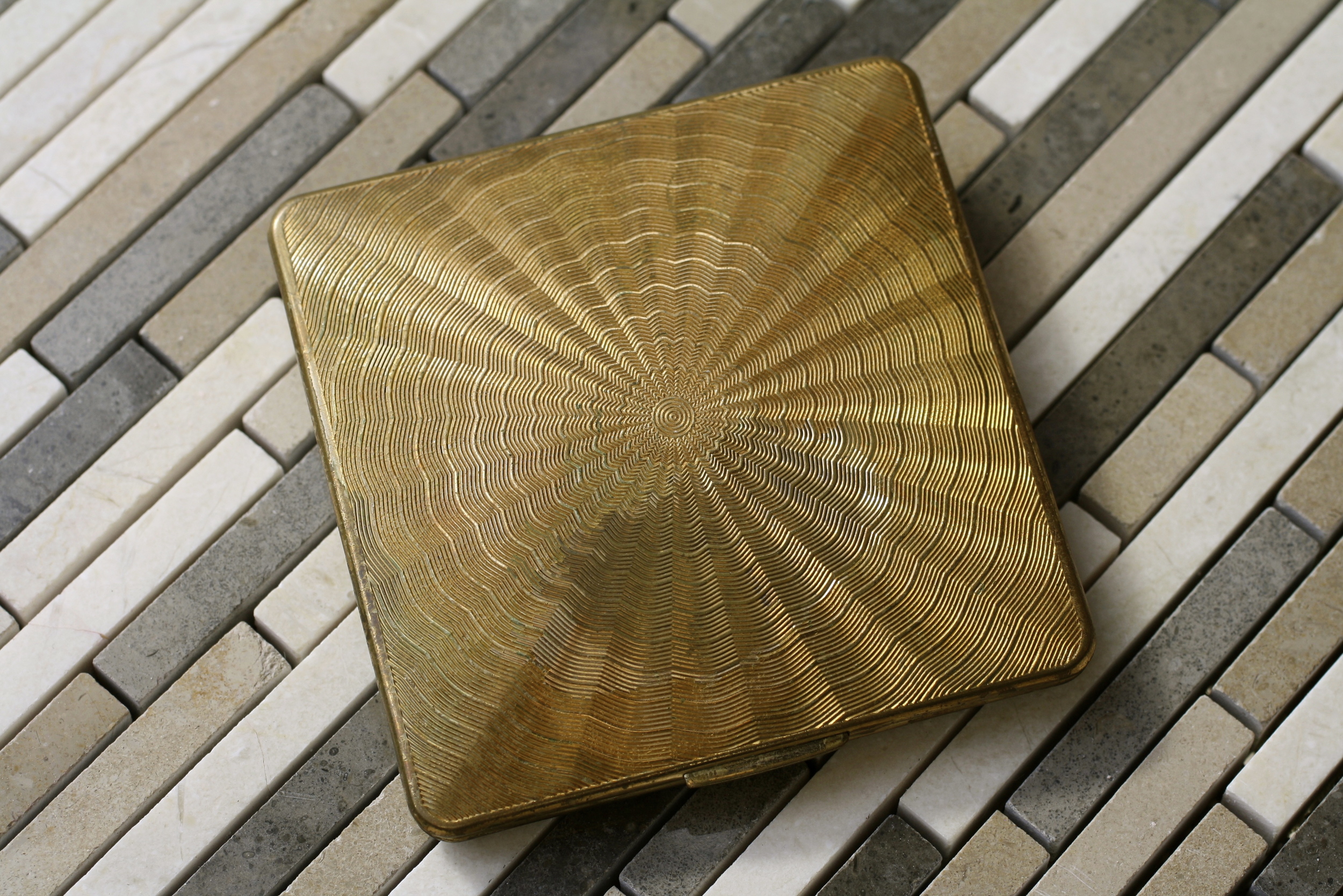 KCIU Orange Cameo Anchor XL Textured Brass Square Compact Chalem Collection_12.jpg