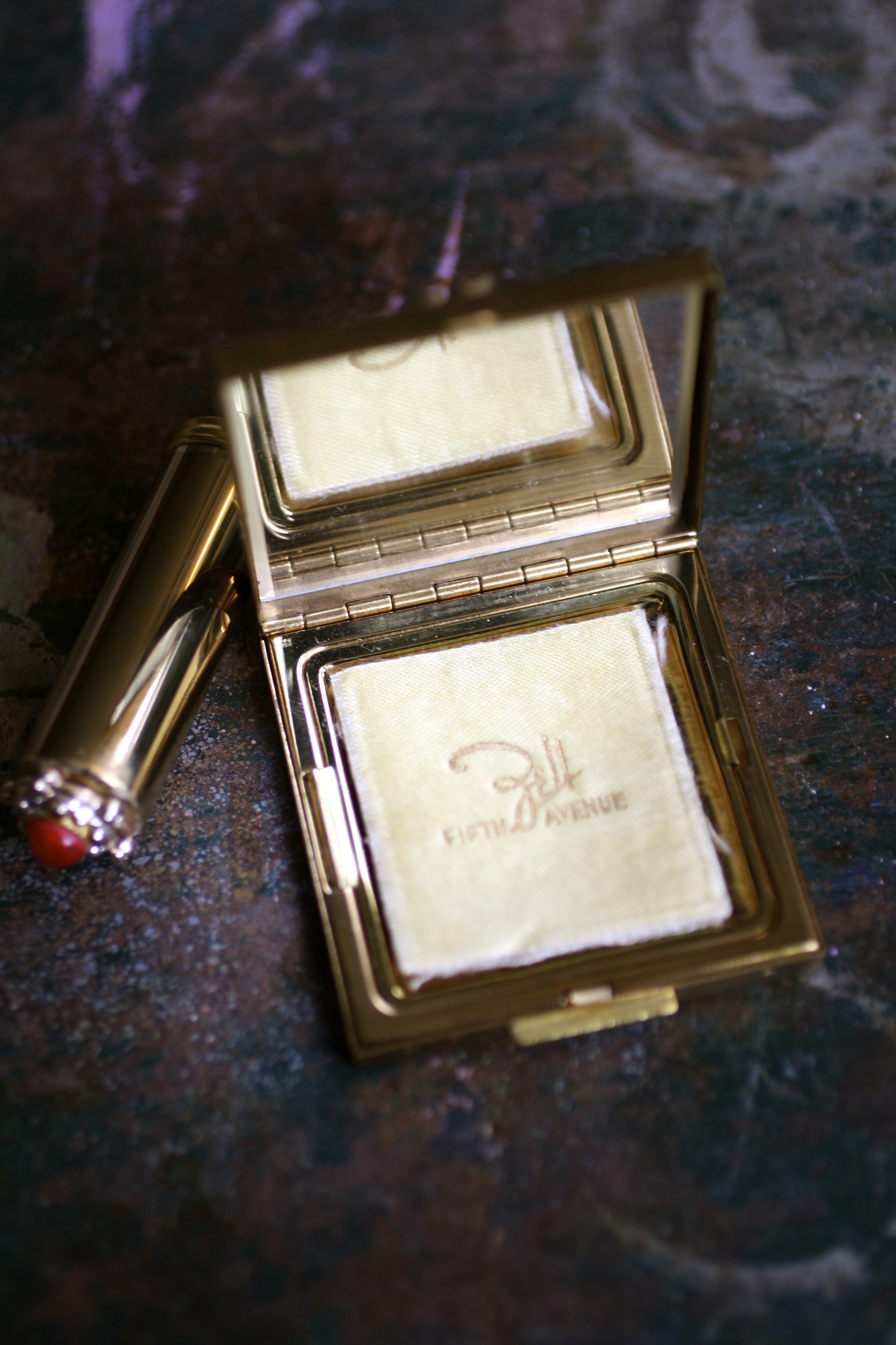 Zell Fifth Avenue - Poodle - Embroidered Cloth - Brass - Red Rhinestone - Compact & Lipstick Case - Chalem Collection_06.jpg