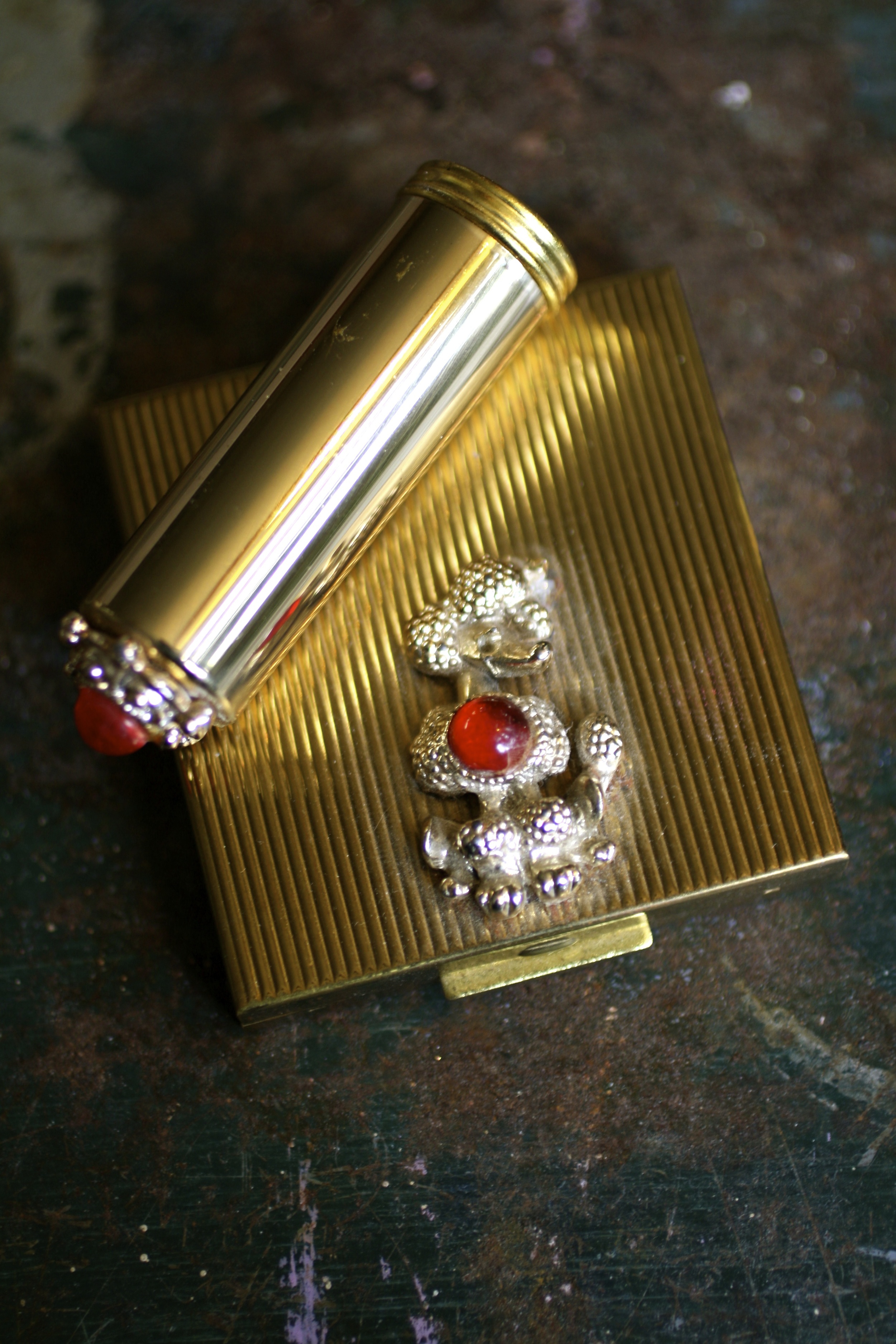 Zell Fifth Avenue - Poodle - Embroidered Cloth - Brass - Red Rhinestone - Compact & Lipstick Case - Chalem Collection_07.jpg