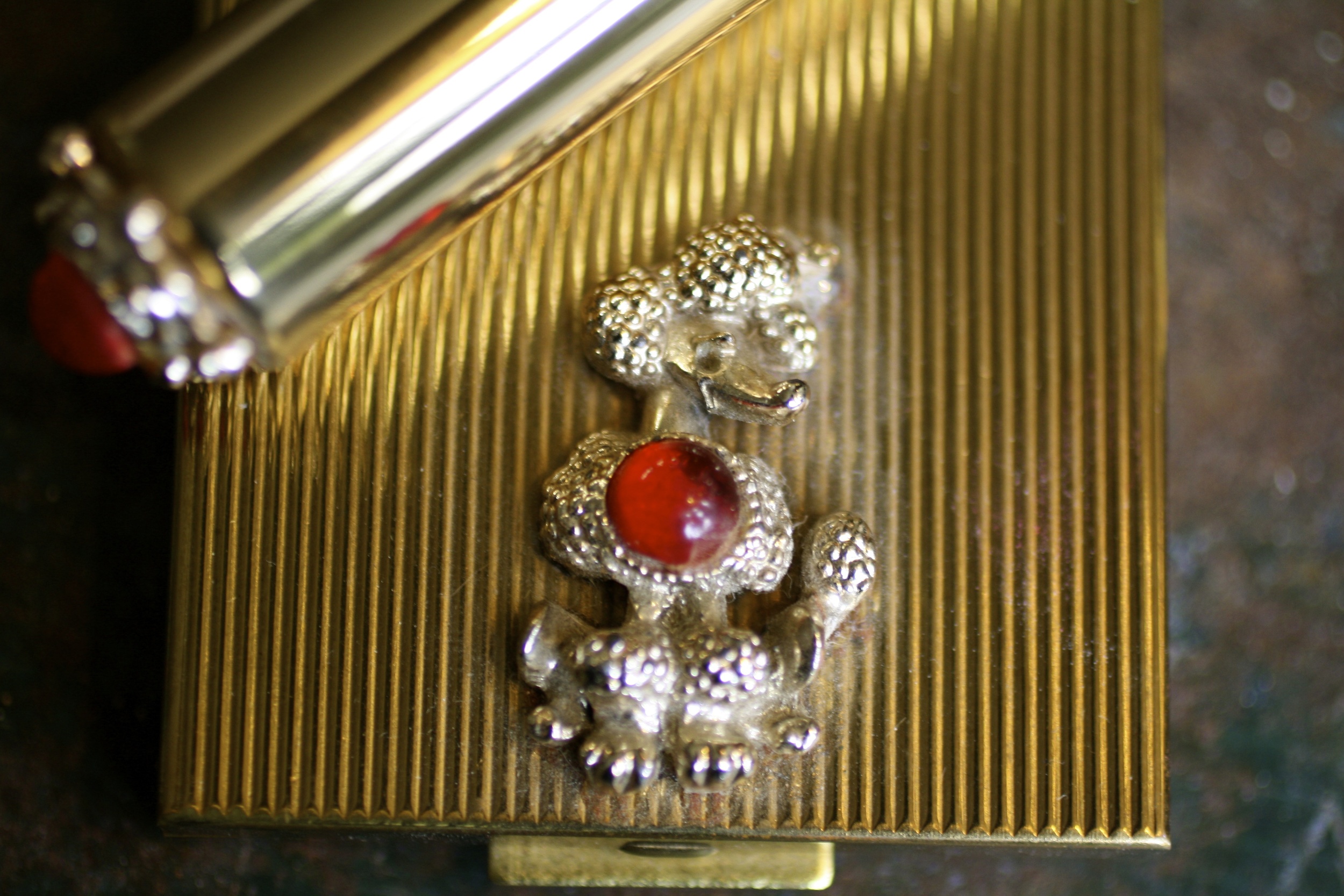 Zell Fifth Avenue - Poodle - Embroidered Cloth - Brass - Red Rhinestone - Compact & Lipstick Case - Chalem Collection_09.jpg