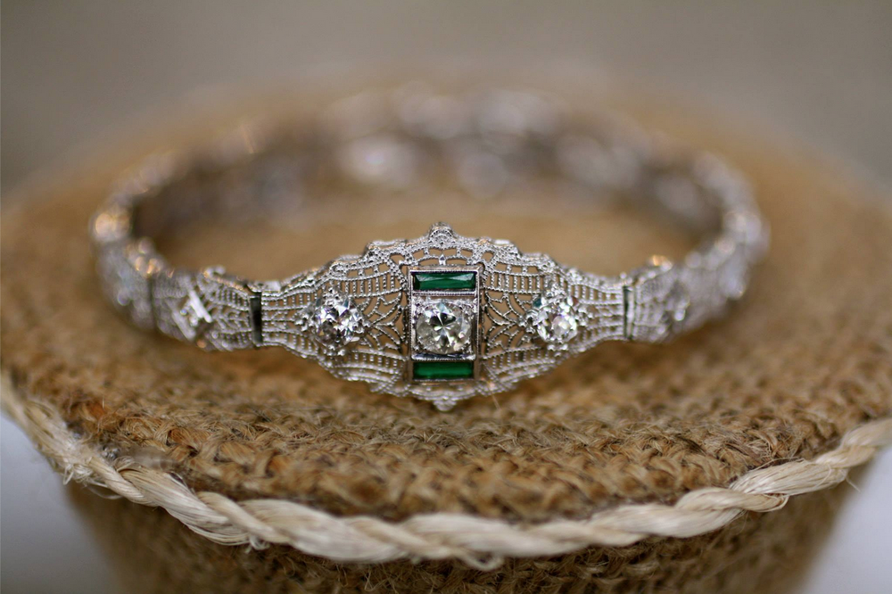 Emerald+Vintage+Bracelet.png