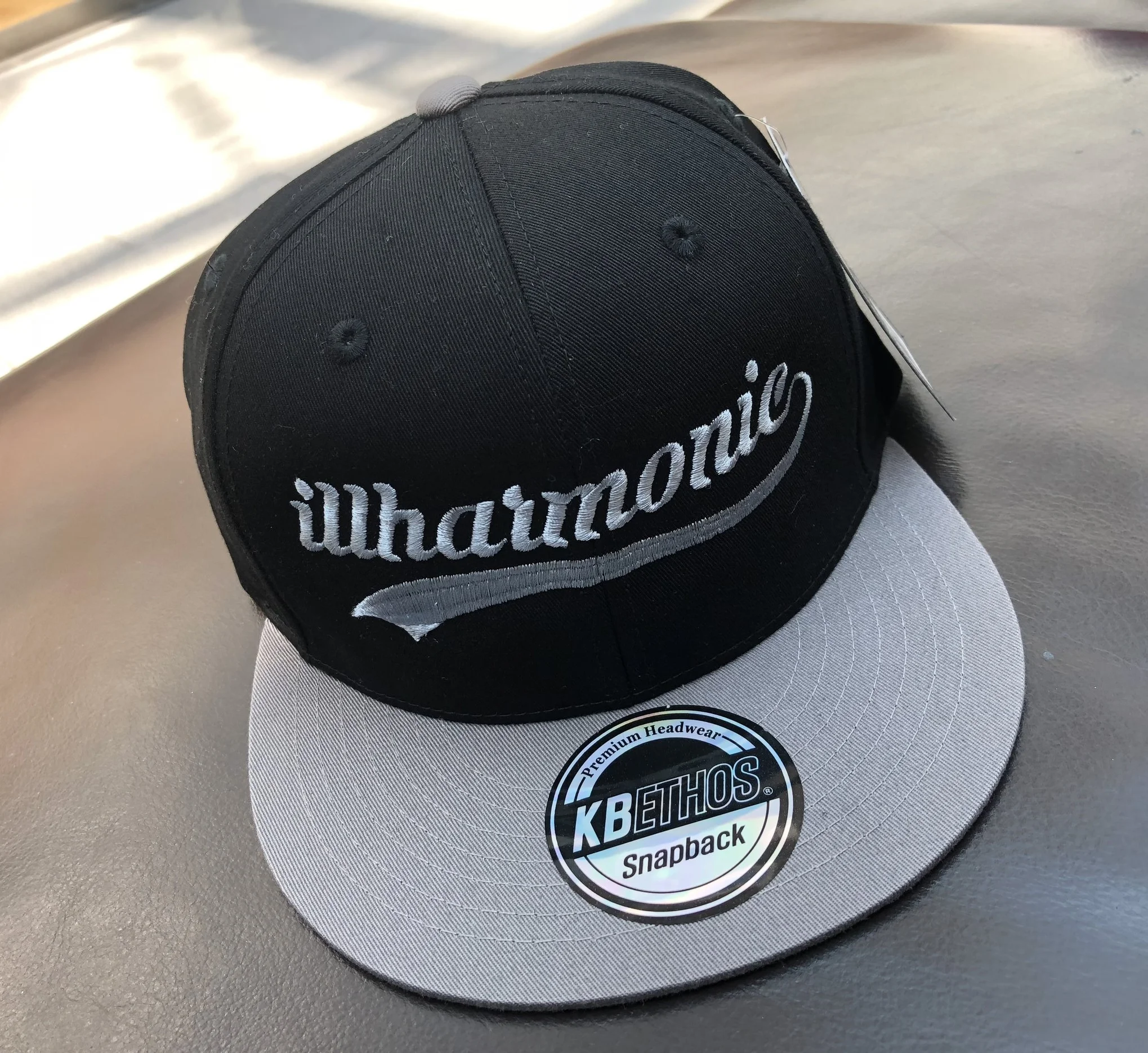 Illharmonic Two-Tone Signature Snapback (Black with Silver)