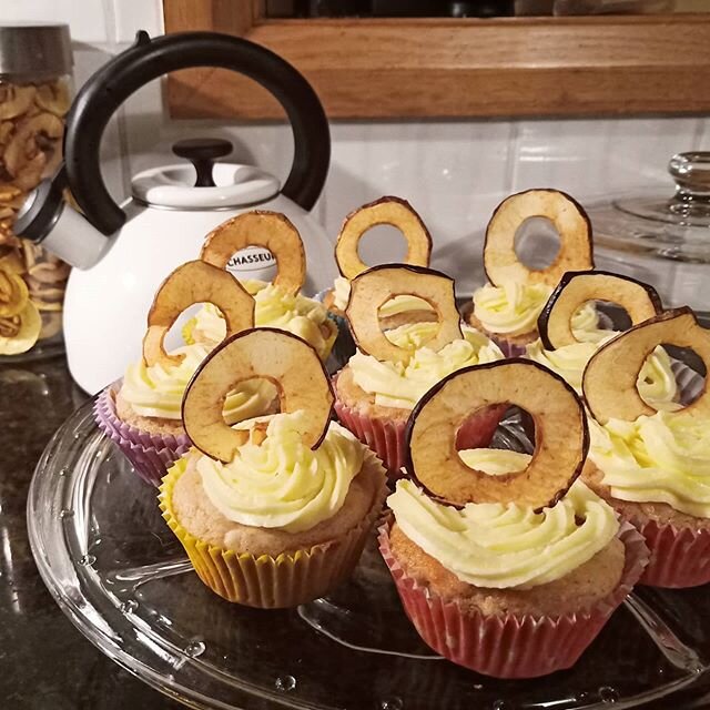 Midnight baking! Lemon and Apple gluten free cupcakes. Fuel for a week of night literary sessions, first at @taramossauthor High Tea in Canada, then @hayfestival all week. 4am - coffee, cupcakes and books!... @harpercollinsca #harperpresents #hightea