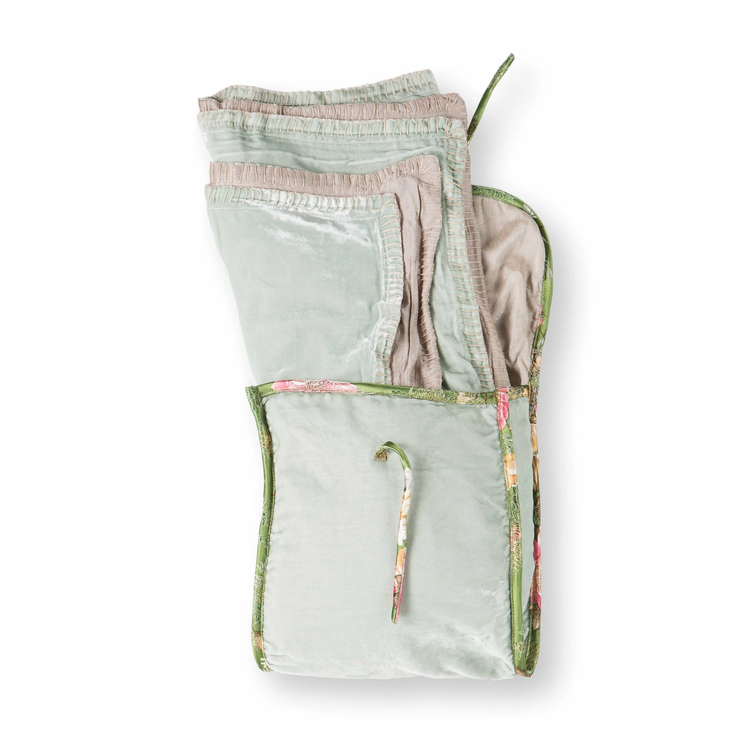 Silk-Velvet-Throw-Mint-w_bagWEB.jpg