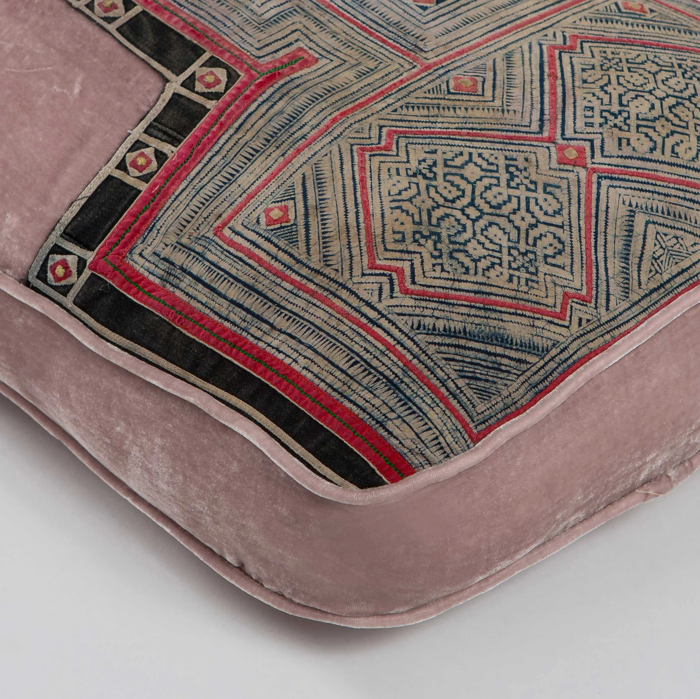 Prayer-Bolster---Rose-03-detail.jpg