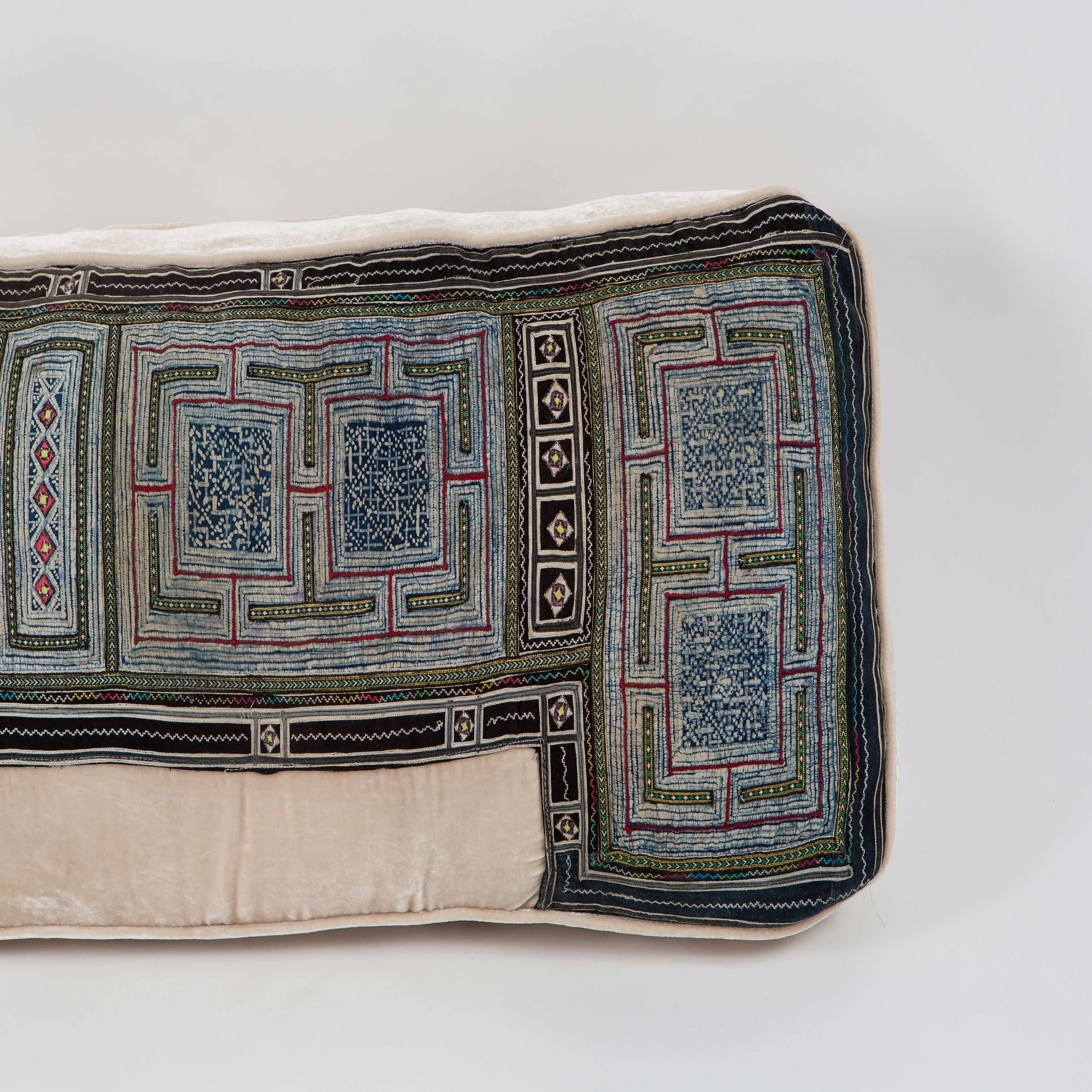 Prayer-Bolster---Cream-11-detail-.jpg