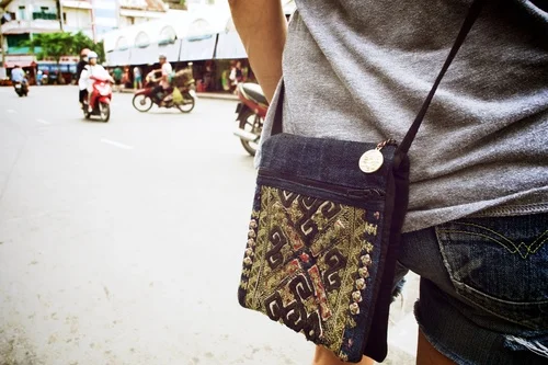 silk+patch+walking+4.jpg
