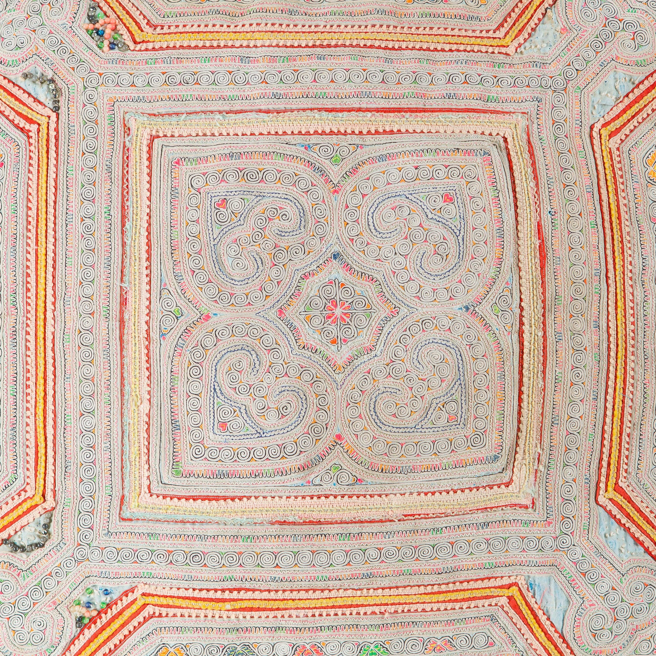 Grand-Patch-021-Cream_pink&orange-detail.jpg
