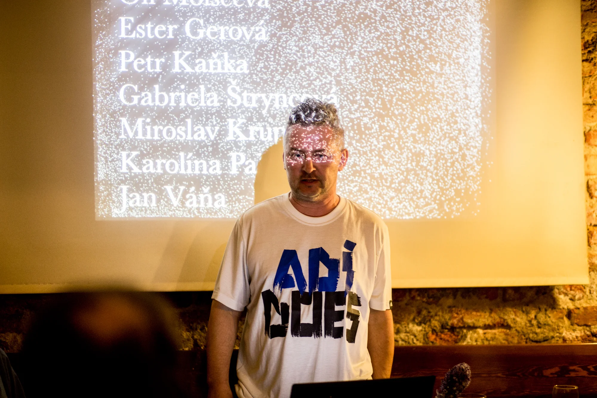 Open Fra (Kdo chce číst, čte)