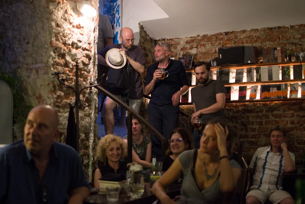 O básnířce, které páchlo z pusy