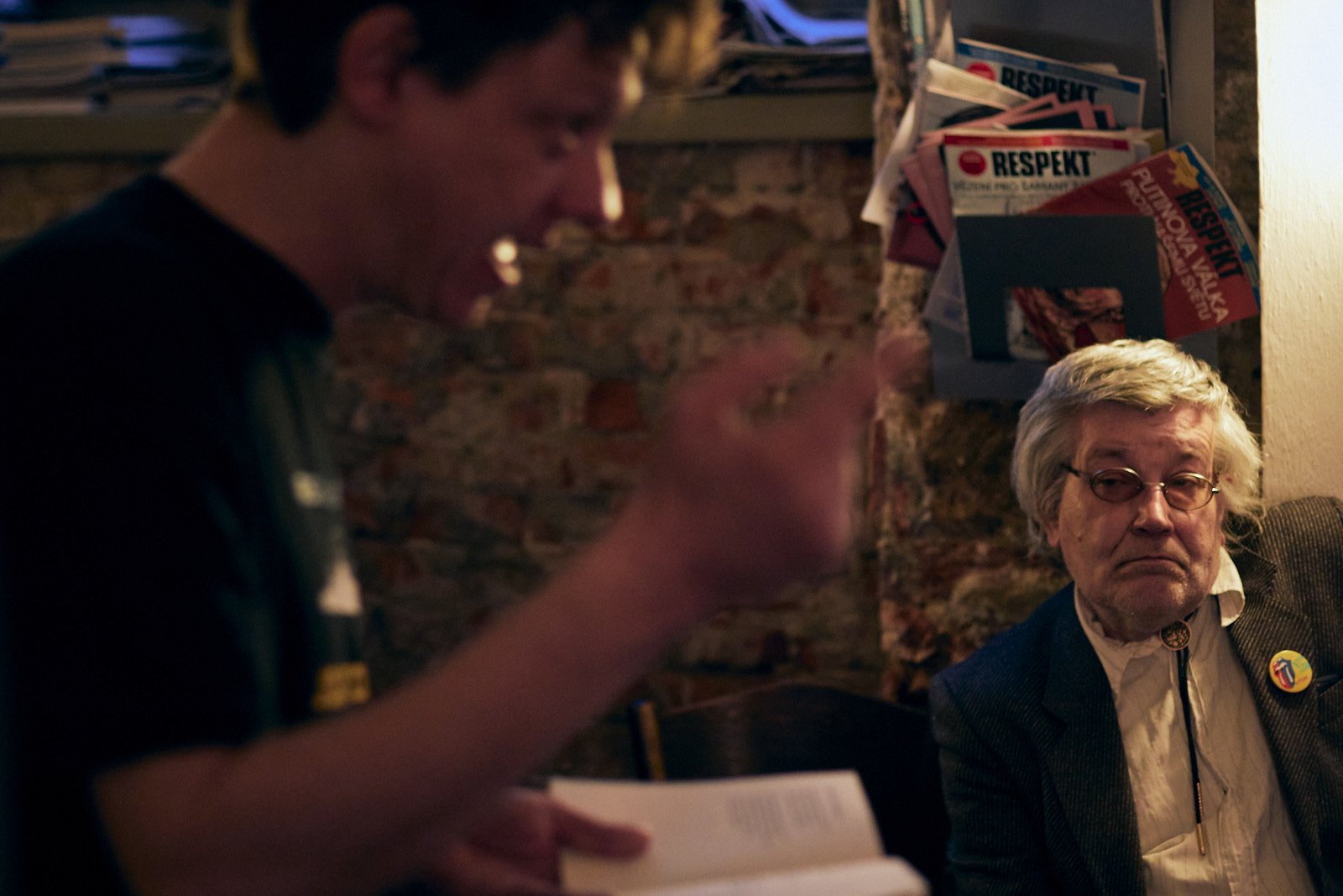 Martin Skýpala čte z&nbsp;nové básnické sbírky Střídavá péče