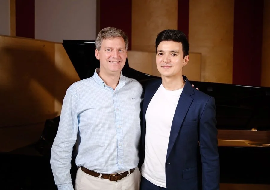 I am a bit lost for words when describing this man. World famous artist, brilliant mind, true craftsman and simply an all around inspiration, on and off camera. Thank you so so much for the last few days, @jamesehnes 🥹🙌

We can't wait to share what