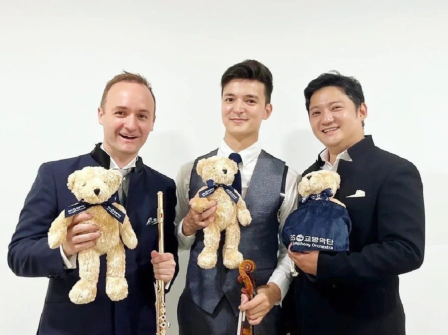 Thanks for having us Yeosu Music Festival and @kbssymphonyorchestra 🤩
&bull;
Posted @kbssymphonyorchestra [KBS교향악단ㅣ앙코르]
오늘 공연 KBS교향악단과 함께하는 제6회 여수음악제 - 드라마 속 클래식 앙코르입니다. 

■ 앙코르 1 (필립 윤트 플루트, 박영성 피아노, 봄페스티벌 오테스트라)
드라마 '브레인' 메인 테마
Drama 'Brain' Main 