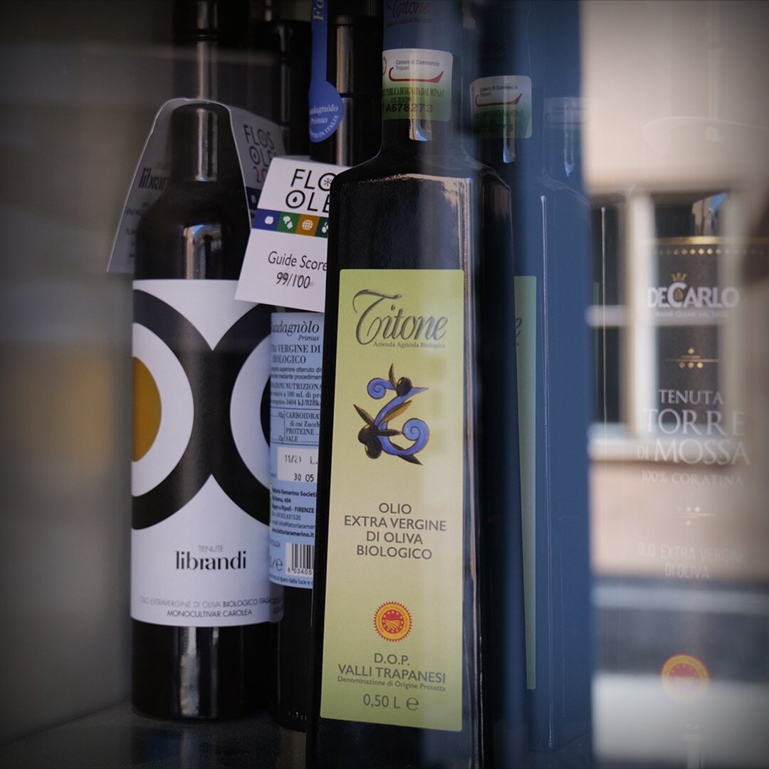 At Mancini it&rsquo;s all about absolute class. From our produce and our food to our wine lists. We always provide you with the best ingredients possible - that includes our olive oils.

Such as the Extra Virgin Olive Oil PDO Valli Trapanesi Organic,