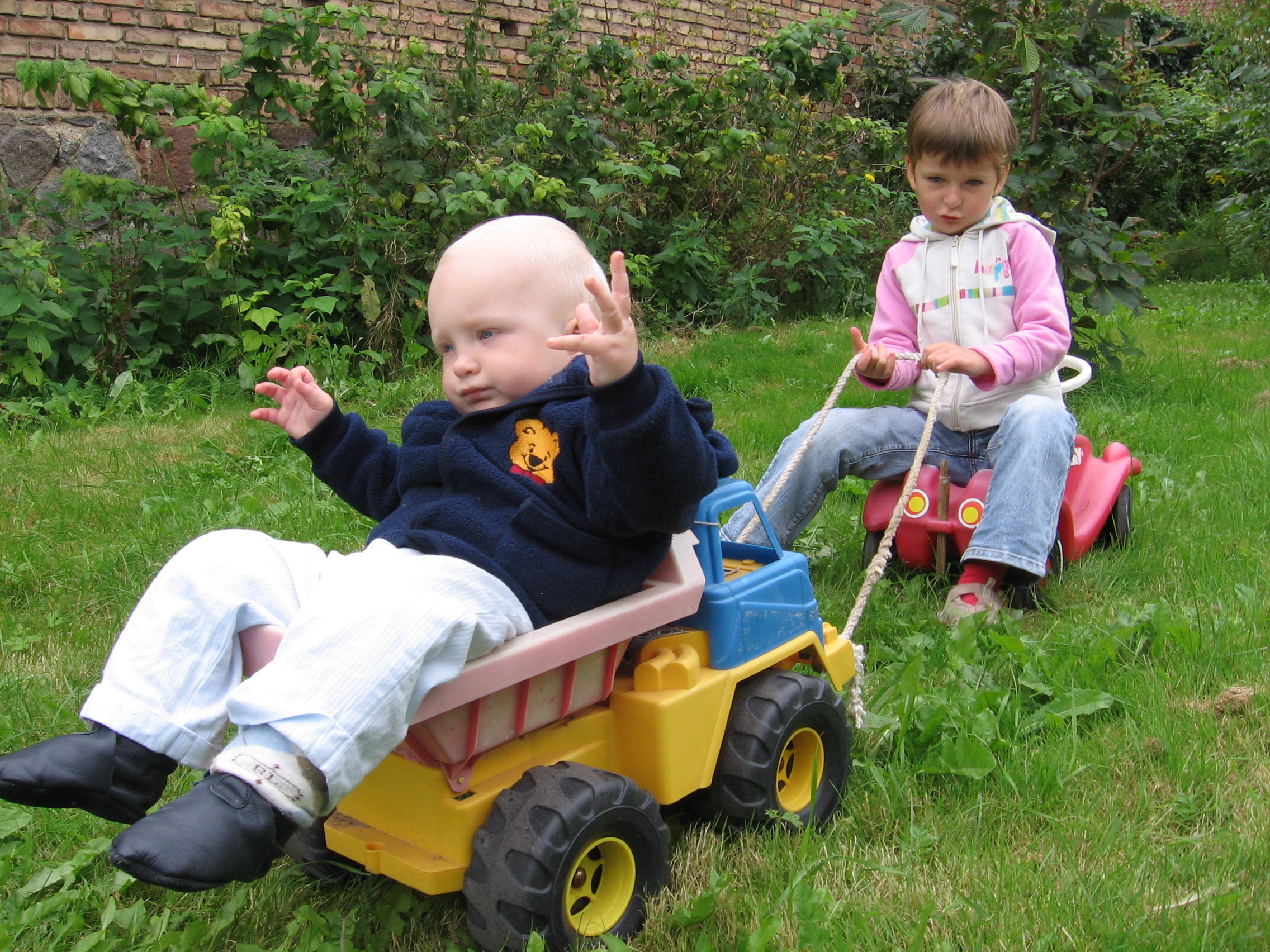 ...auch eine kurzzeitige Alternative zum Kinderwagen.