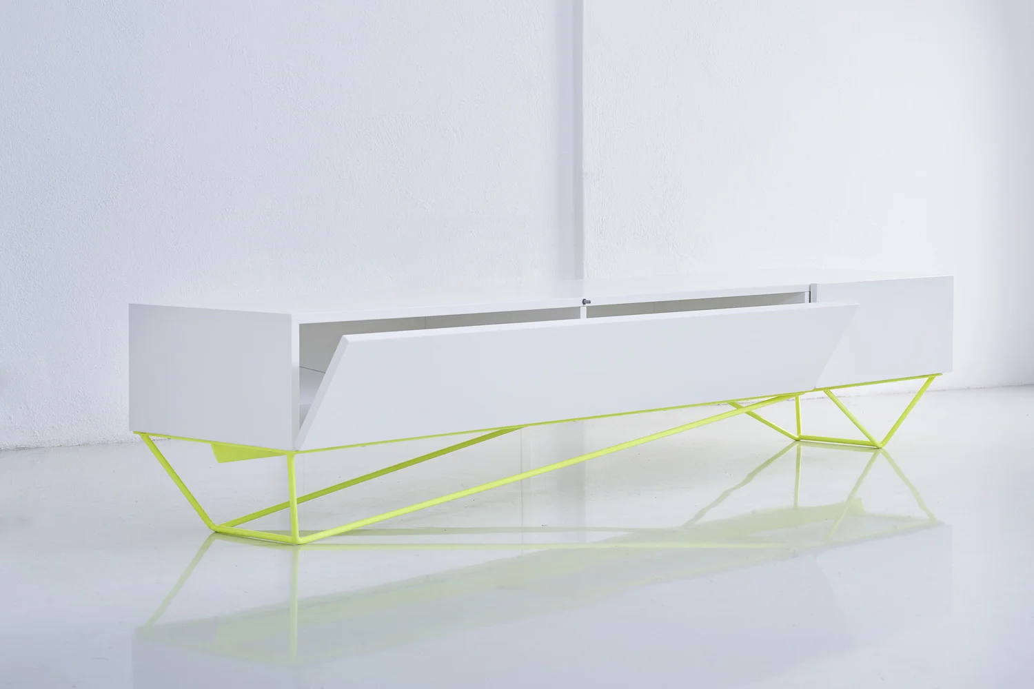 MR_Sideboard+VIGA+white+openclose+Milena_Romero+Design_Stuttagart.jpg